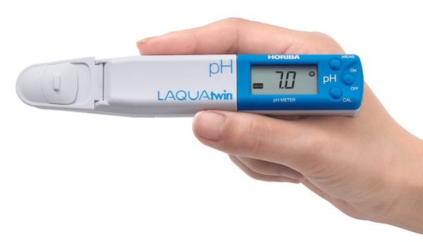 HORIBA PH METER MODEL PH33