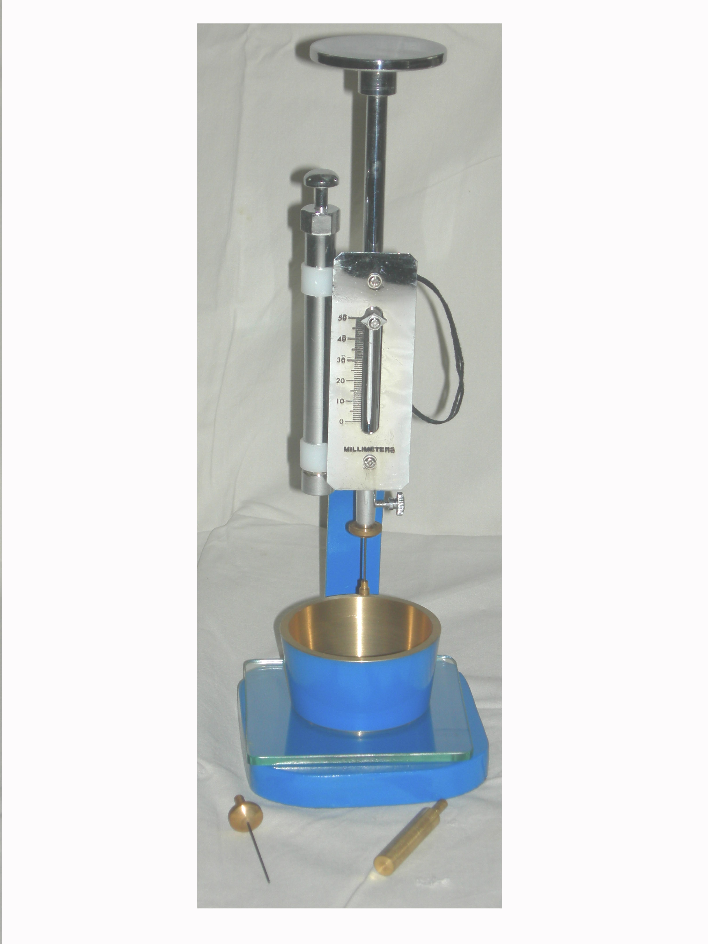 TIC&rdquo; VICAT NEEDLE APPARATUS